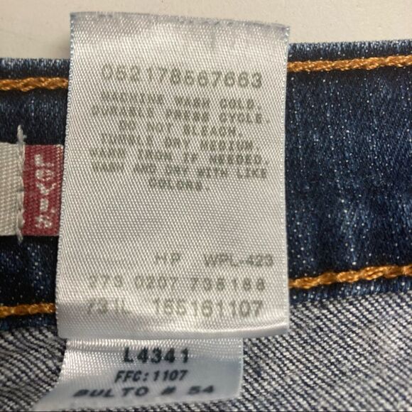 LEVI STRAUSS Women’s Bootcut 515 Size 12 M Inseam 30.5 Dark Wash - Picture 5 of 9